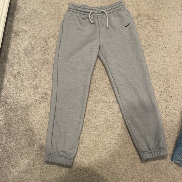 Nike sweat pants - Picture 1 of 3